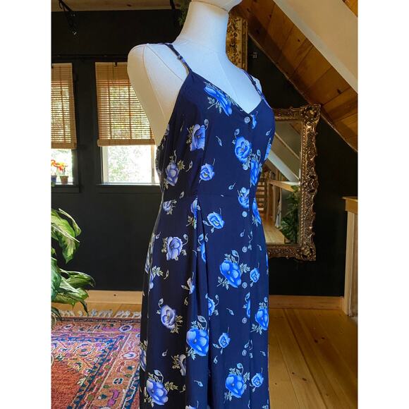 Midi 90s Dress - Picture 5 of 9